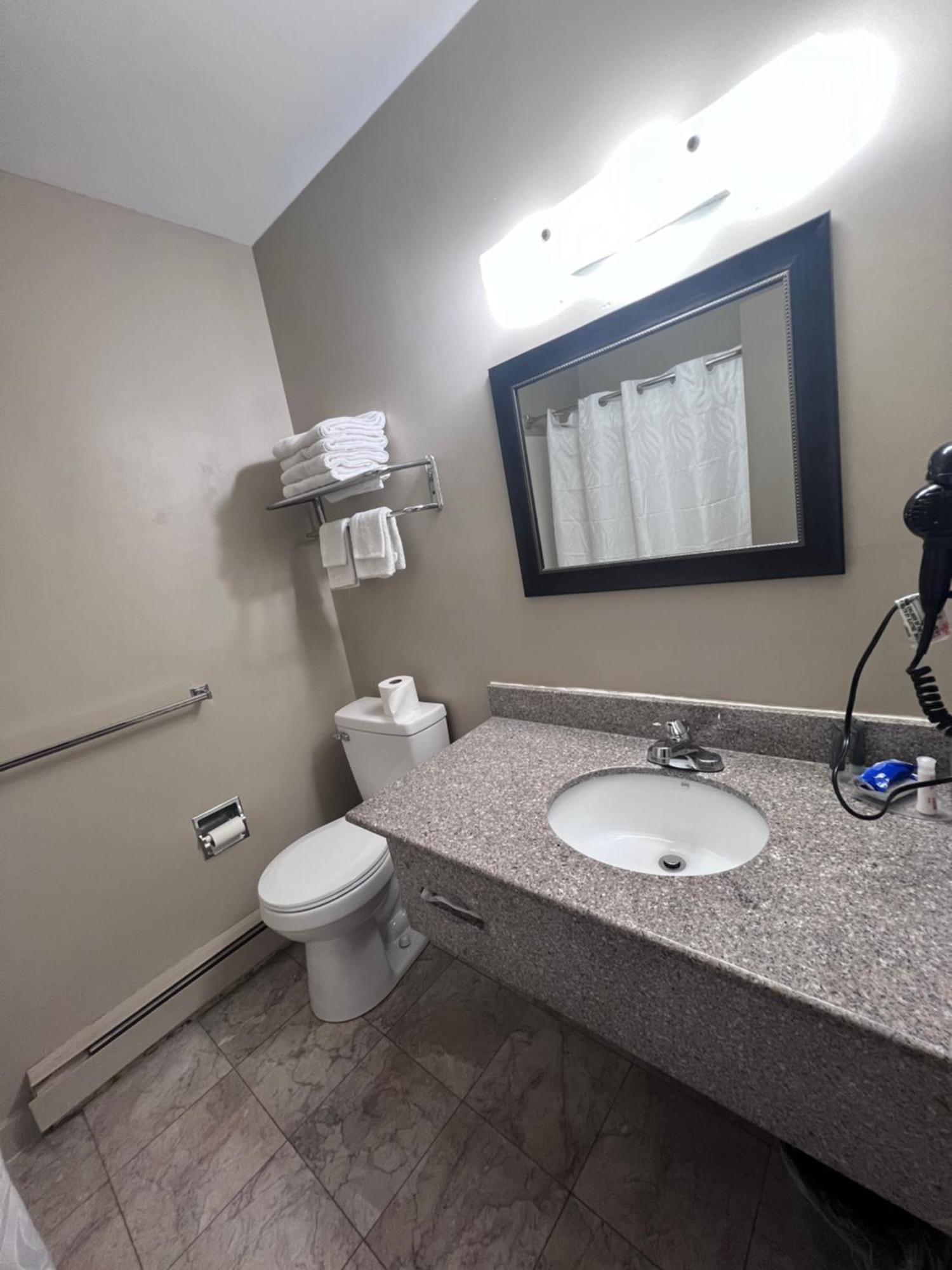 Rodeway Inn & Suites Hershey Exteriér fotografie