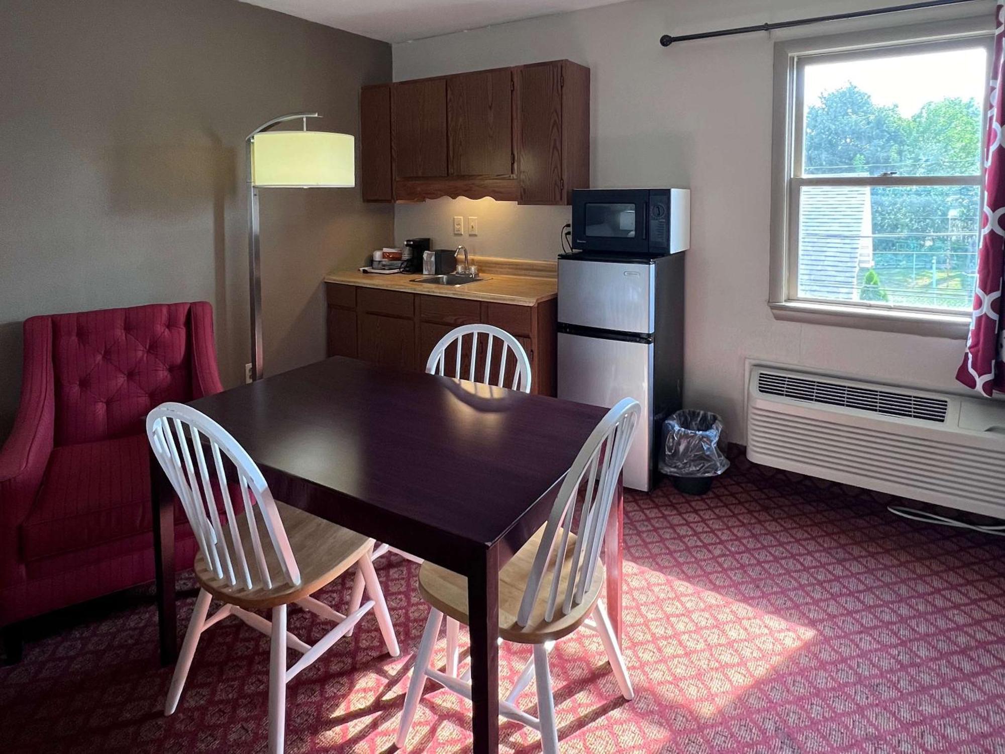 Rodeway Inn & Suites Hershey Exteriér fotografie